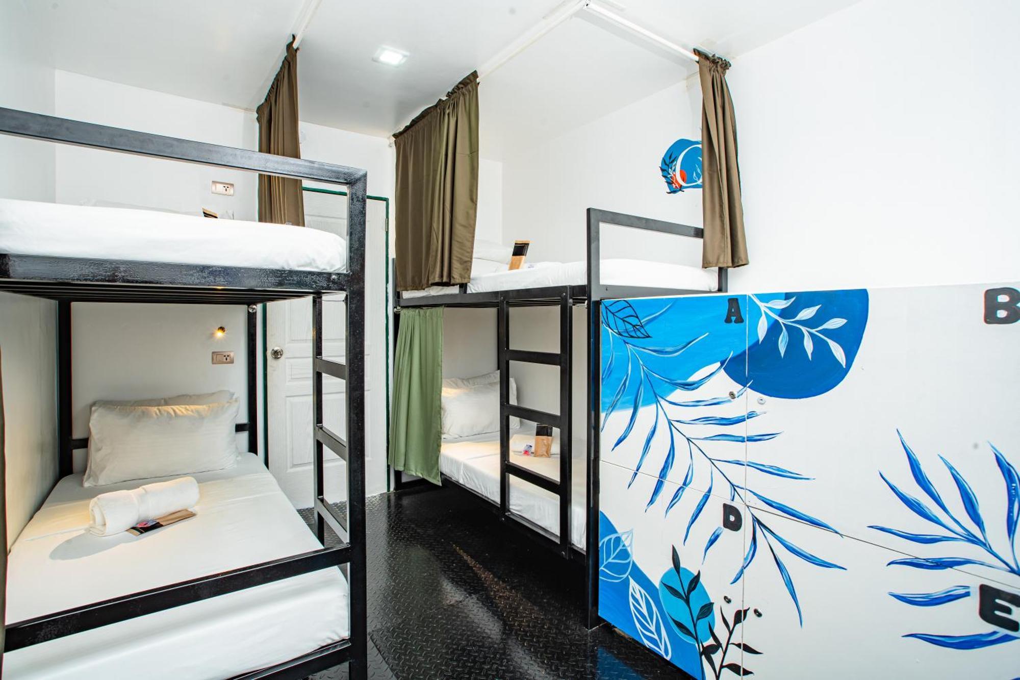 Lartista Hostel Puerto Princesa ภายนอก รูปภาพ